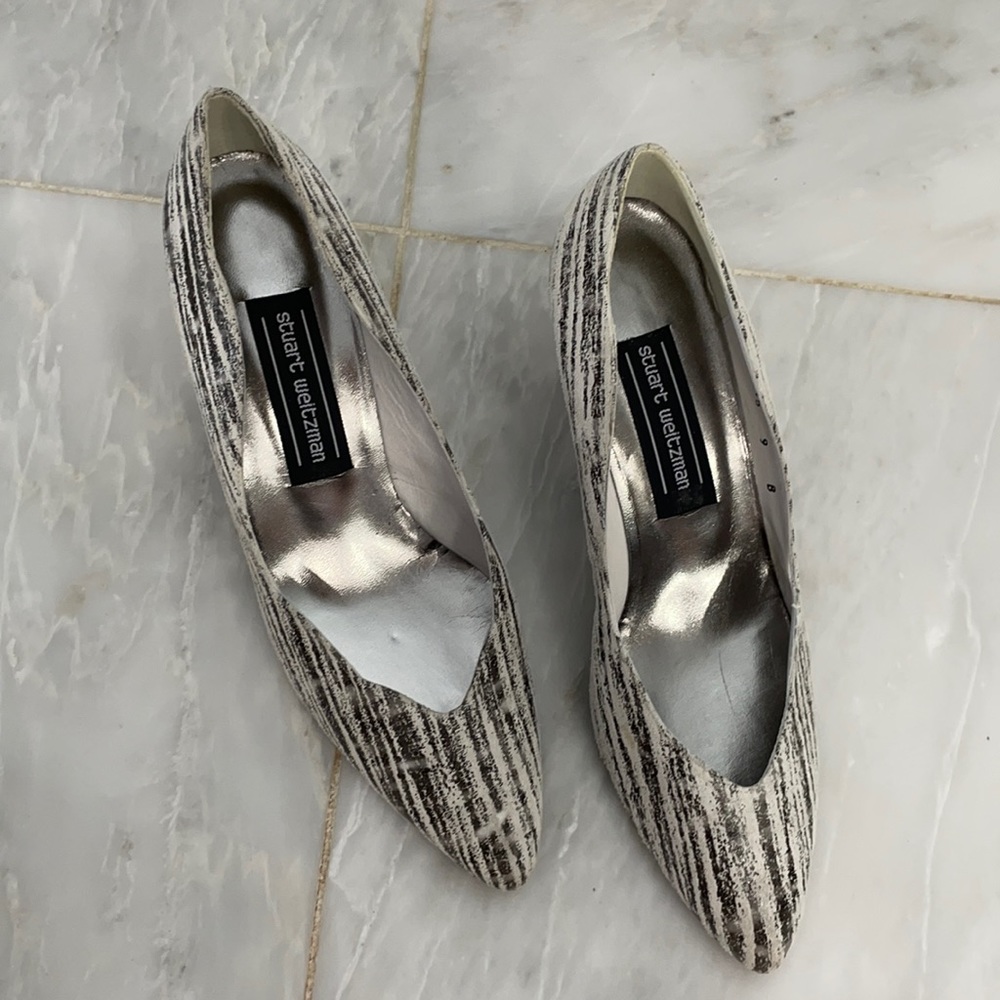 Stuart Weitzman silver/white Pumps size 9